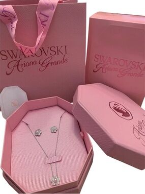 Swarovski Ariana Grande x Swarovski Necklace & Earrings Set, Flower